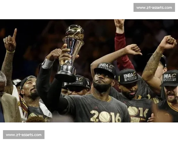 回望2014年NBA热火对骑士的碰撞从三巨头余晖到詹姆斯回归前夜的时代叙事